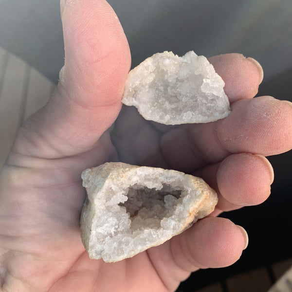 Mini Géode de quartz à casser – Majolie Pierre