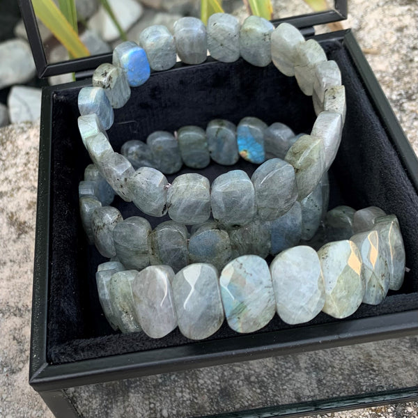 "Extra quality" labradorite bracelet, cuff bracelet, labradorite bracelet