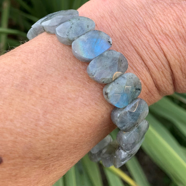 "Extra quality" labradorite bracelet, cuff bracelet, labradorite bracelet