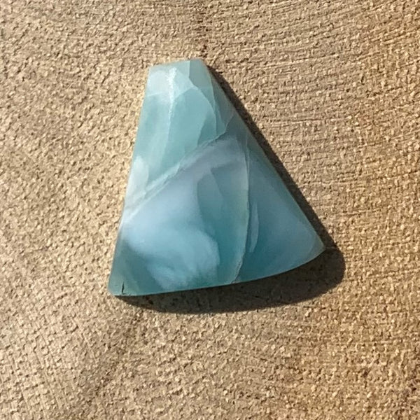 Cabochon de larimar de République Dominicaine, qualité extra