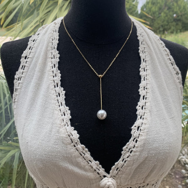 Collier en forme Y avec perle, un collier délicat