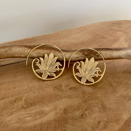 Créole forme de Lotus en bronze, fleur de Lotus, un bijoux d'été