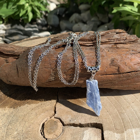 Pendentif en labradorite, la pierre de protection, la pierre du thérapeute, collier unique