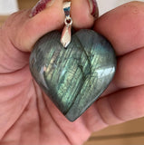 Pendentif cœur labradorite de qualité exceptionnelle, coeur en labradorite