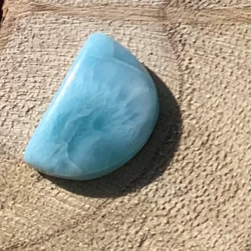 Cabochon de larimar de République Dominicaine, qualité extra