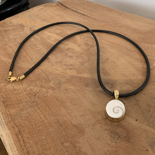 Collier oeil de Shiva, le bijou porte bonheur