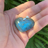 Pendentif cœur labradorite de qualité exceptionnelle, coeur en labradorite