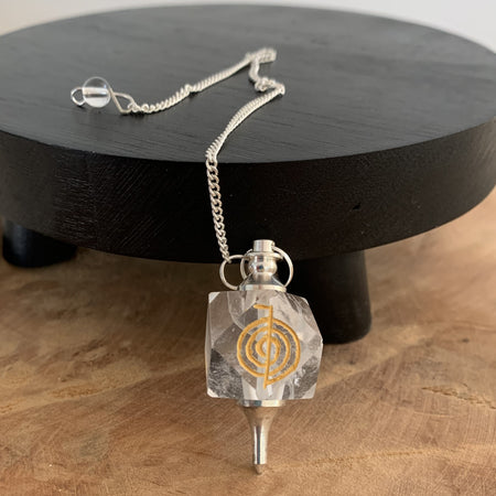 Pendule quartz rose en forme de goutte, fait main, pendule divinatoire