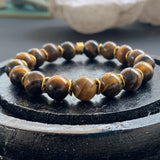 Men's bracelet in 10mm natural pearls, tiger eye, labradorite, black lava, biker bracelet