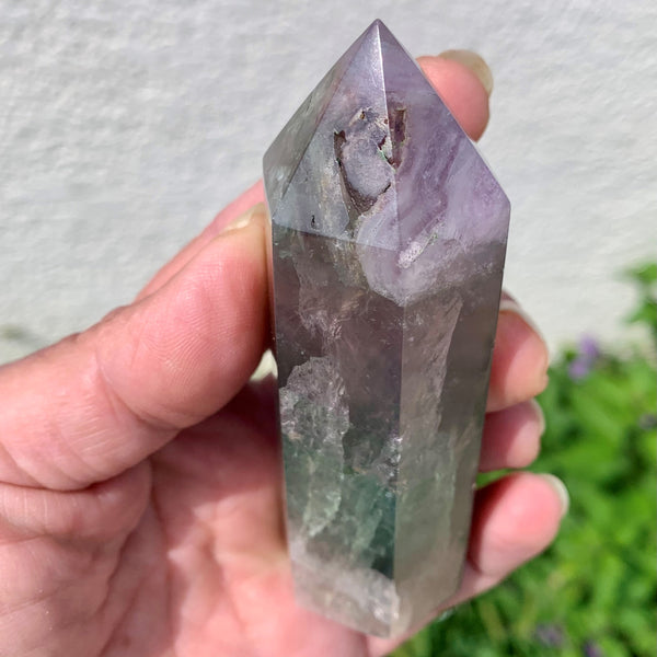 Rainbow fluorite tip