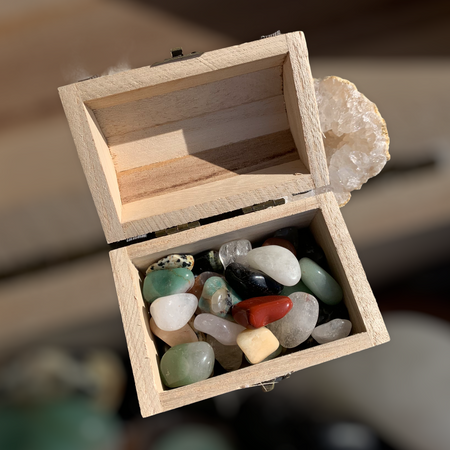 Lithotherapy box, 8 natural stones for a perfect balance